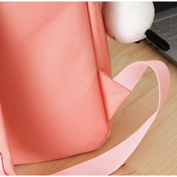 Showing strong and durable strap of kids bag