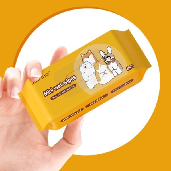 Refreshing Soft Wet Wipe | Mini & Convenient | Pack Of 64 | 140*1150 MM | OPP Packing - Image 5
